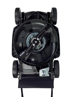 Rust-free, no-dent NeXite<sup>®</sup> mowing deck